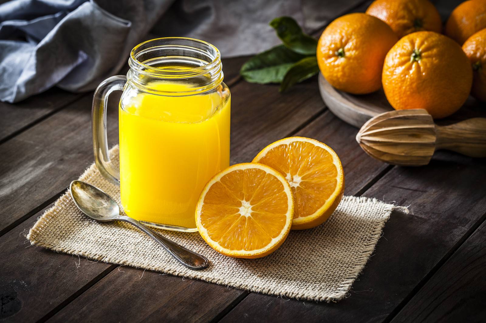 4 bonnes raisons de ne pas boire du jus d'orange au petit-déjeuner