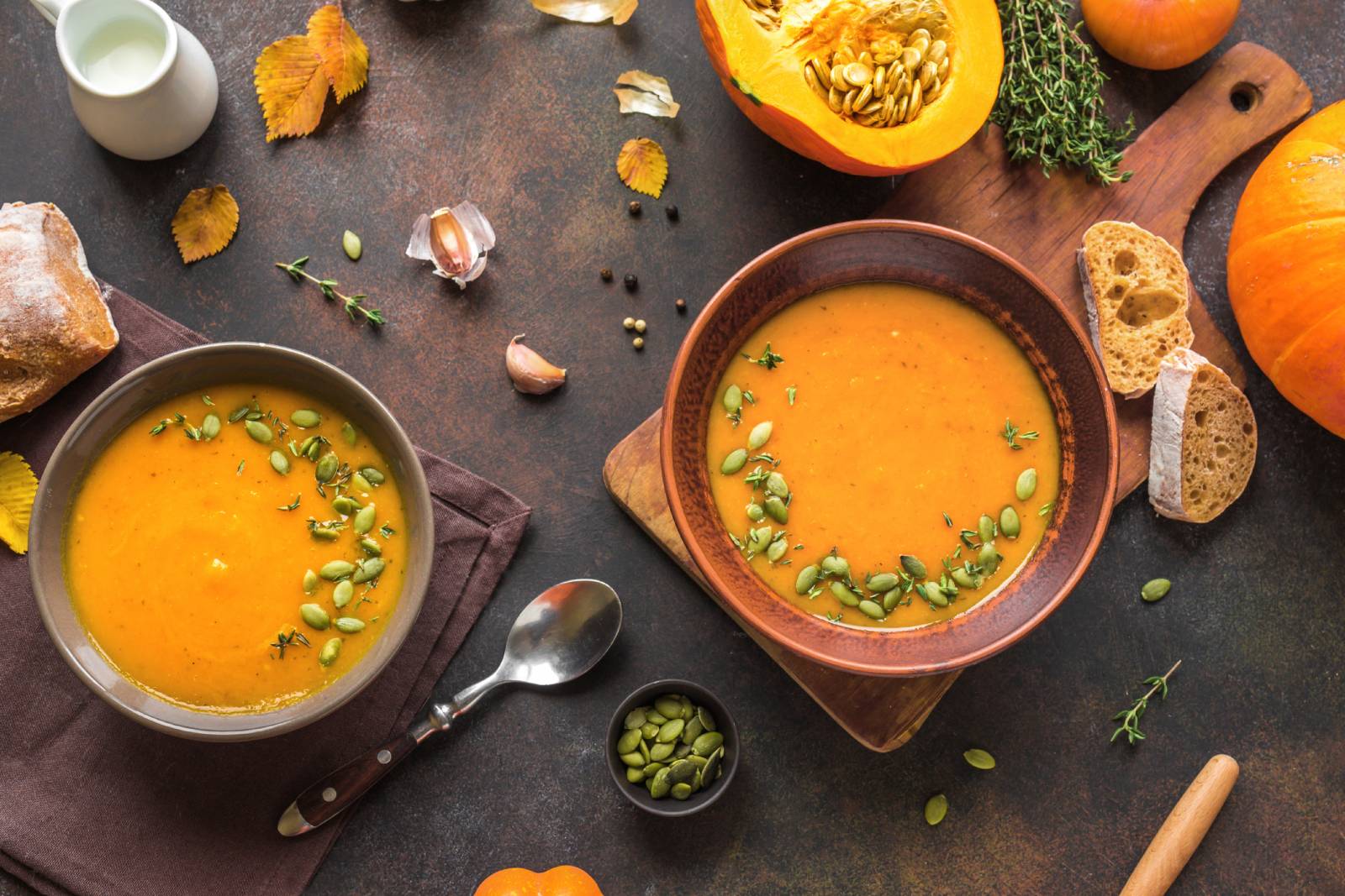 Recette d'hiver : velouté de potiron super protéiné aux pois chiches germés, un boost immunitaire végétarien pour l’hiver